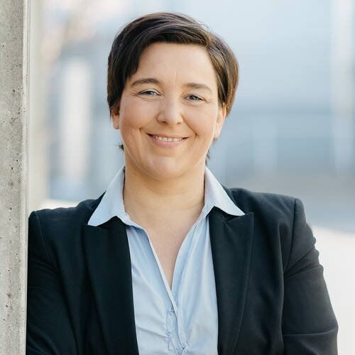 Frau Barth-avxwxmxq9b82jpv Andrea Barth